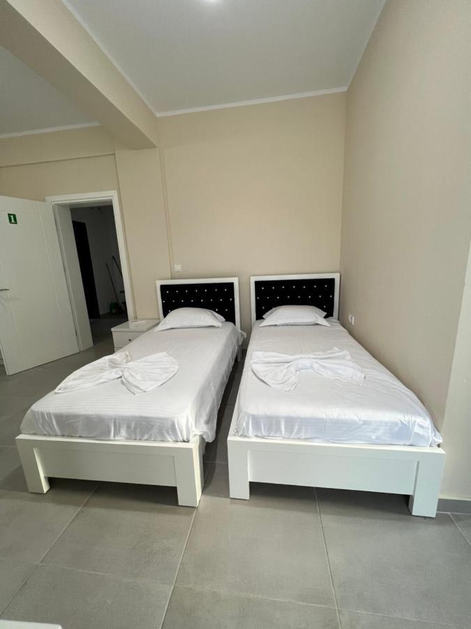 Harmony Apartments Sarandë エクステリア 写真