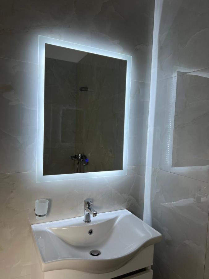 Harmony Apartments Sarandë エクステリア 写真
