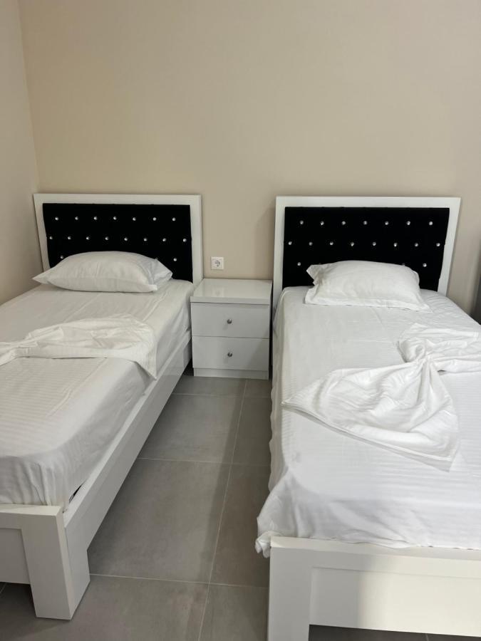 Harmony Apartments Sarandë エクステリア 写真