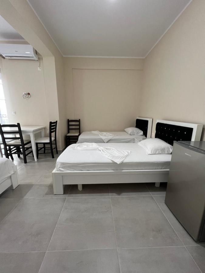 Harmony Apartments Sarandë エクステリア 写真